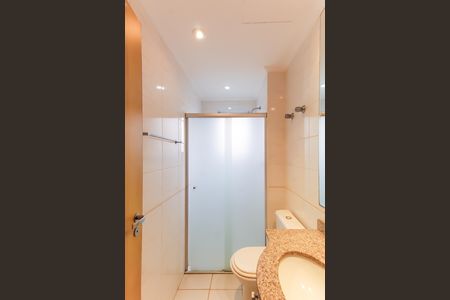 Apartamento à venda com 90m², 3 quartos e 2 vagas Apartamento à venda com 90m², 3 quartos e 2 vagasBanheiro da Suíte 1