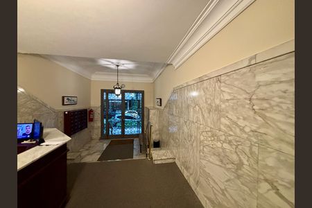 Portaria de apartamento para alugar com 2 quartos, 70m² em Copacabana, Rio de Janeiro