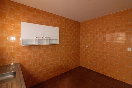 Casa para alugar com 76m², 2 quartos e 1 vaga Casa para alugar com 76m², 2 quartos e 1 vagaCozinha