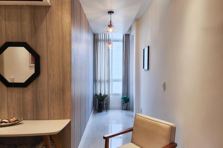 Sala de apartamento para alugar com 1 quarto, 41m² em Santa Teresa, Rio de Janeiro