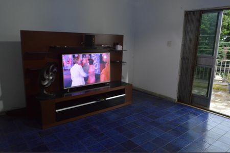 Sala 1 de casa para alugar com 3 quartos, 200m² em Tanque, Rio de Janeiro