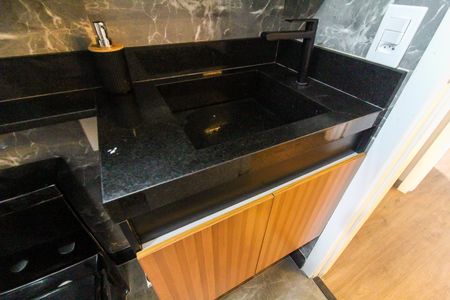 Apartamento à venda com 48m², 2 quartos e 1 vagaBanheiro Social