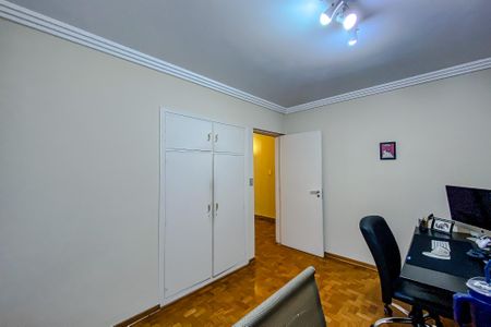 Apartamento à venda com 140m², 3 quartos e 1 vagaQuarto 2