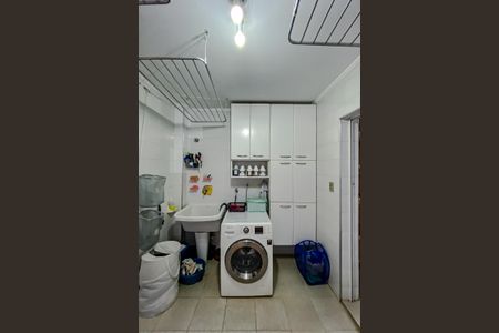 Apartamento à venda com 140m², 3 quartos e 1 vagaÁrea de Serviço