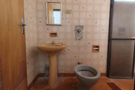 Casa para alugar com 400m², 4 quartos e 4 vagasBanheiro