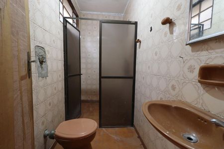 Casa para alugar com 400m², 4 quartos e 4 vagasBanheiro