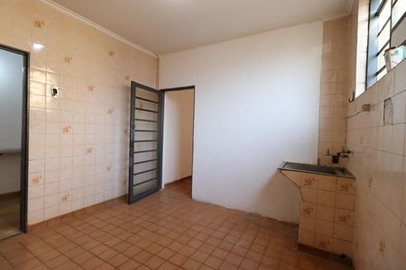 Casa para alugar com 400m², 4 quartos e 4 vagasÁrea de serviço