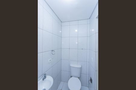 Banheiro de apartamento para alugar com 1 quarto, 45m² em Vila Arcadia, São Paulo