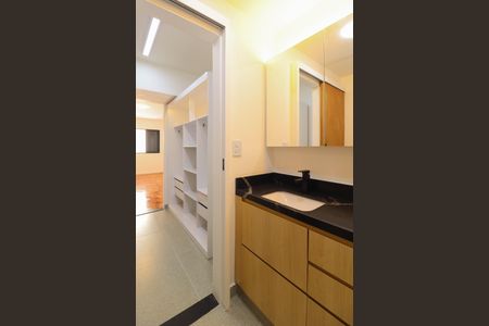 Apartamento à venda com 85m², 2 quartos e sem vaga Apartamento à venda com 85m², 2 quartos e sem vagaBanheiro da Suíte