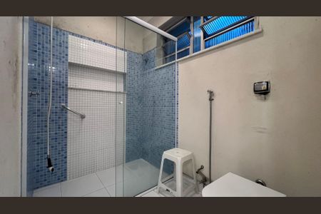 Casa para alugar com 246m², 3 quartos e 3 vagas Casa para alugar com 246m², 3 quartos e 3 vagasBanheiro da Suíte 2