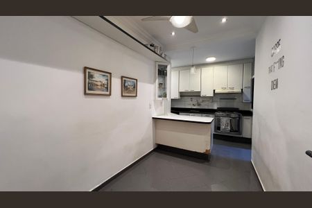 Casa para alugar com 246m², 3 quartos e 3 vagas Casa para alugar com 246m², 3 quartos e 3 vagasCopa