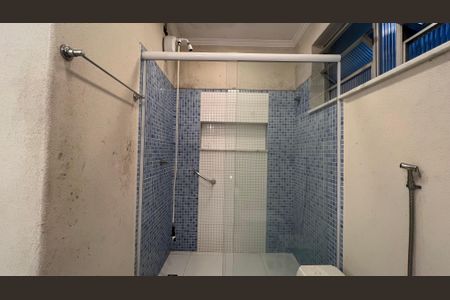 Casa para alugar com 246m², 3 quartos e 3 vagas Casa para alugar com 246m², 3 quartos e 3 vagasBanheiro da Suíte 2