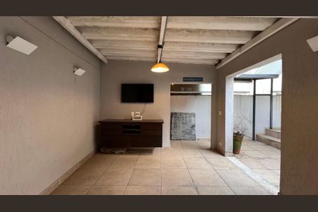 Casa para alugar com 246m², 3 quartos e 3 vagas Casa para alugar com 246m², 3 quartos e 3 vagasChurrasqueira