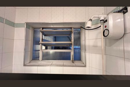 Casa para alugar com 246m², 3 quartos e 3 vagas Casa para alugar com 246m², 3 quartos e 3 vagasBanheiro da Suíte 1