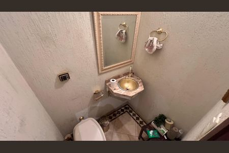 Casa para alugar com 246m², 3 quartos e 3 vagas Casa para alugar com 246m², 3 quartos e 3 vagasLavabo da Sala