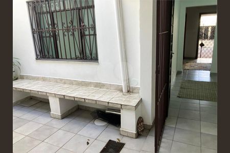 Casa à venda com 117m², 3 quartos e sem vaga