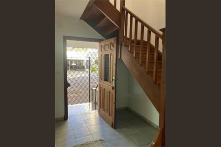 Casa à venda com 117m², 3 quartos e sem vaga