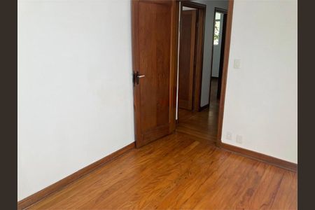 Casa à venda com 3 quartos, 117m² em Vila Mariana, São Paulo