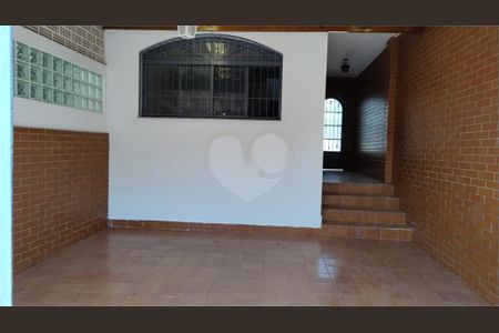 Casa à venda com 95m², 2 quartos e 2 vagas