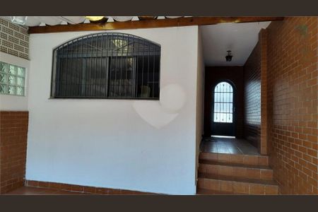Casa à venda com 95m², 2 quartos e 2 vagas