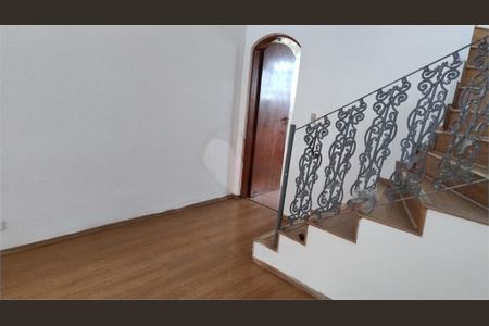 Casa à venda com 95m², 2 quartos e 2 vagas