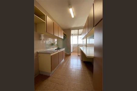 Apartamento à venda com 72m², 2 quartos e 1 vaga