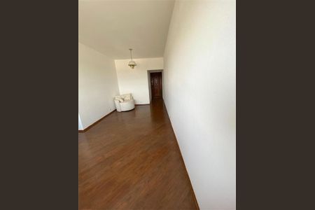 Apartamento à venda com 72m², 2 quartos e 1 vaga