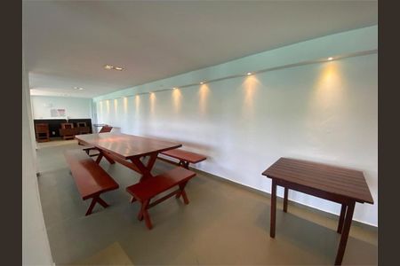 Apartamento à venda com 72m², 2 quartos e 1 vaga