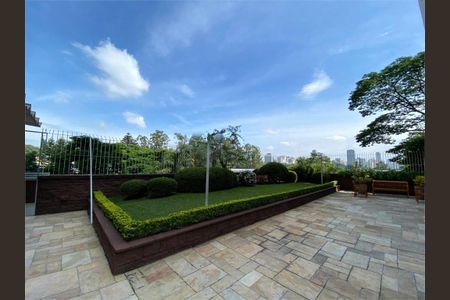 Apartamento à venda com 72m², 2 quartos e 1 vaga