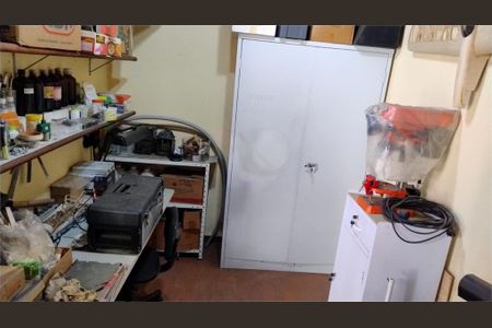 Casa à venda com 220m², 3 quartos e 2 vagas