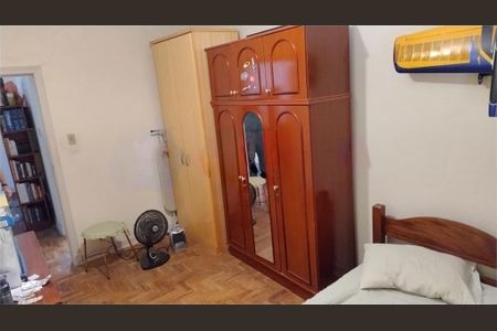 Casa à venda com 220m², 3 quartos e 2 vagas