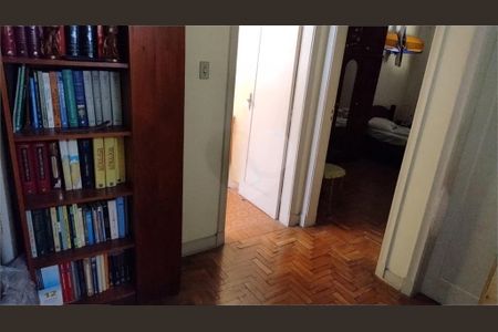 Casa à venda com 220m², 3 quartos e 2 vagas