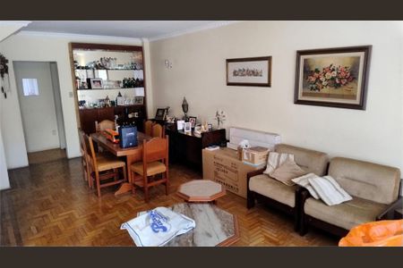 Casa à venda com 220m², 3 quartos e 2 vagas