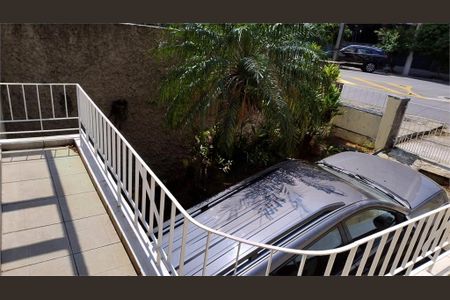 Casa à venda com 220m², 3 quartos e 2 vagas