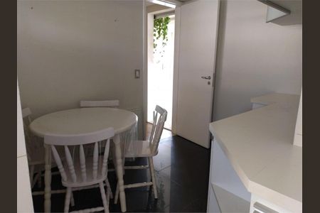 Apartamento à venda com 115m², 3 quartos e 2 vagas