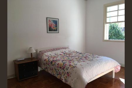 Casa à venda com 169m², 3 quartos e 1 vaga