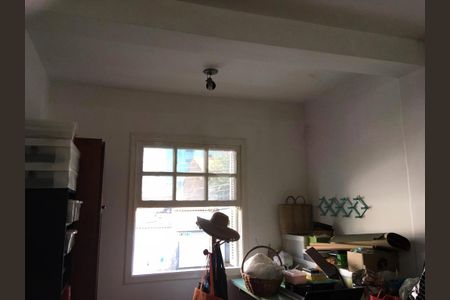 Casa à venda com 169m², 3 quartos e 1 vaga