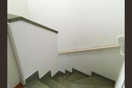 Casa à venda com 169m², 3 quartos e 1 vaga