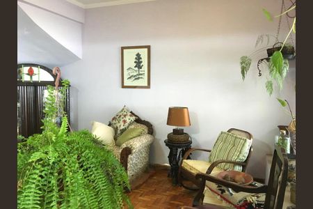 Casa à venda com 169m², 3 quartos e 1 vaga