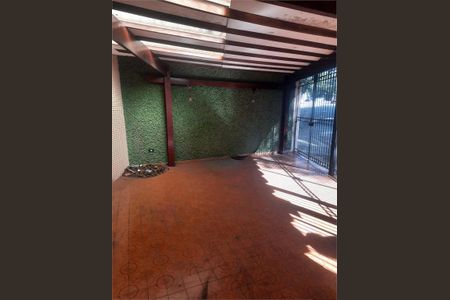 Casa à venda com 157m², 3 quartos e 3 vagas