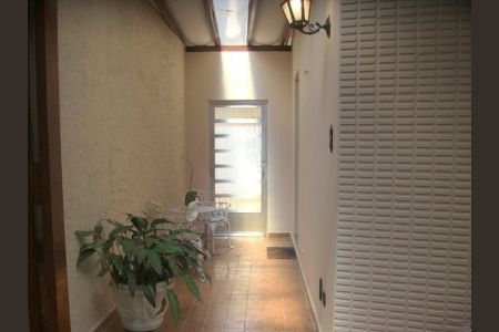 Casa à venda com 157m², 3 quartos e 3 vagas