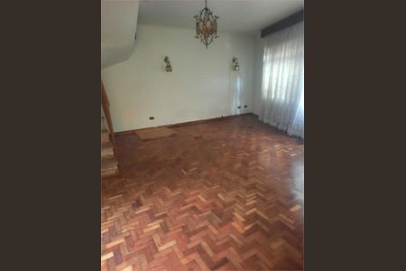 Casa à venda com 157m², 3 quartos e 3 vagas