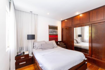 Apartamento à venda com 100m², 3 quartos e 2 vagasSuíte