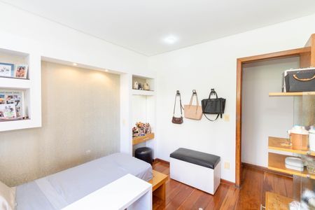 Apartamento à venda com 100m², 3 quartos e 2 vagasQuarto 1