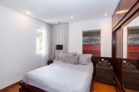 Apartamento à venda com 100m², 3 quartos e 2 vagasSuíte