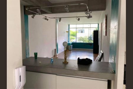 Apartamento à venda com 98m², 2 quartos e 1 vaga