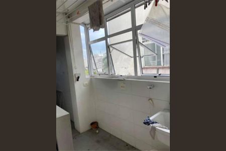 Apartamento à venda com 98m², 2 quartos e 1 vaga