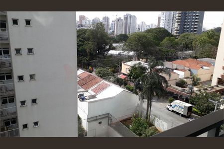 Apartamento à venda com 28m², 1 quarto e sem vaga