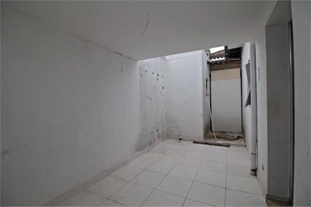 Casa à venda com 172m², 2 quartos e 2 vagas