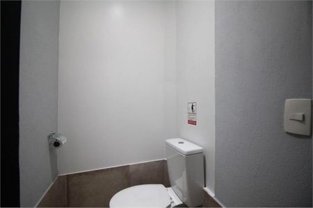 Casa à venda com 172m², 2 quartos e 2 vagas